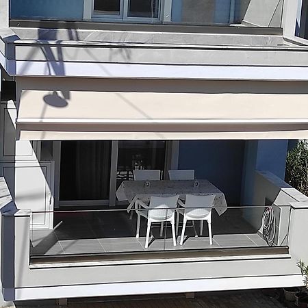 Nastazia Appartement Néa Péramos Buitenkant foto