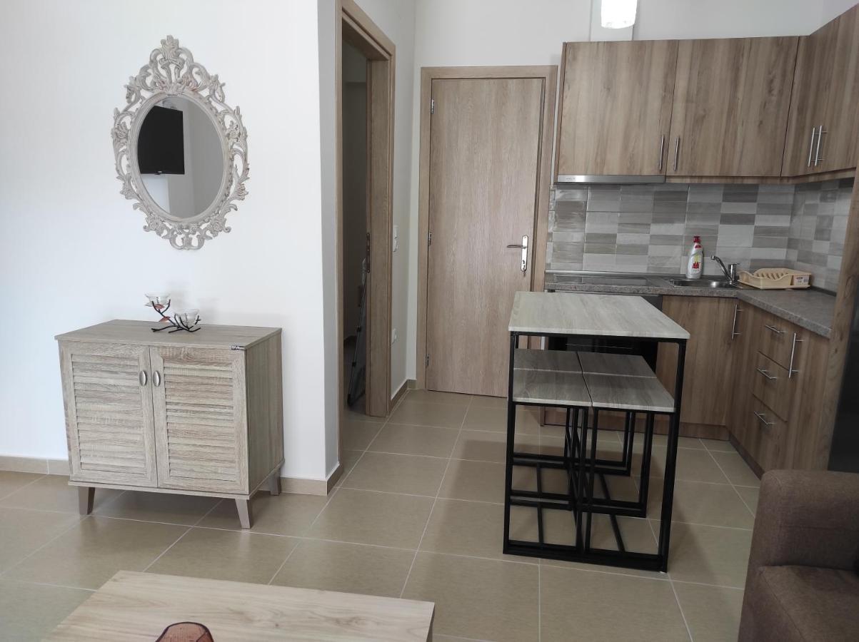 Nastazia Appartement Néa Péramos Buitenkant foto