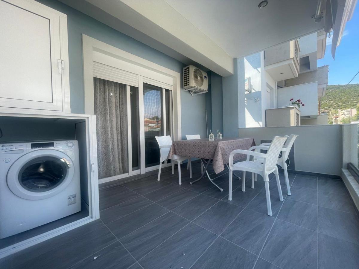 Nastazia Appartement Néa Péramos Buitenkant foto